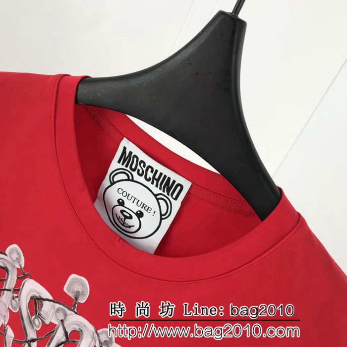 MOSCHIN莫斯奇諾 18ss專櫃最新 聖誕限定款 最新閃粉工藝 男款紅色短袖 ydi2454